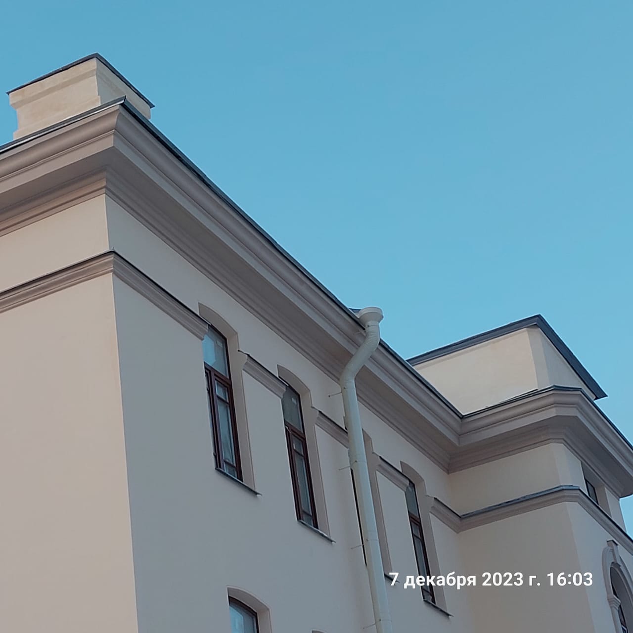 Здание на Метрофаневском ш